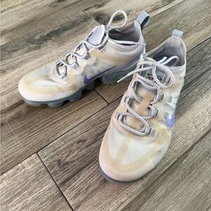Nike Air VaporMax SE Gray Purple Silver Women’s Size 7 BV6483-001